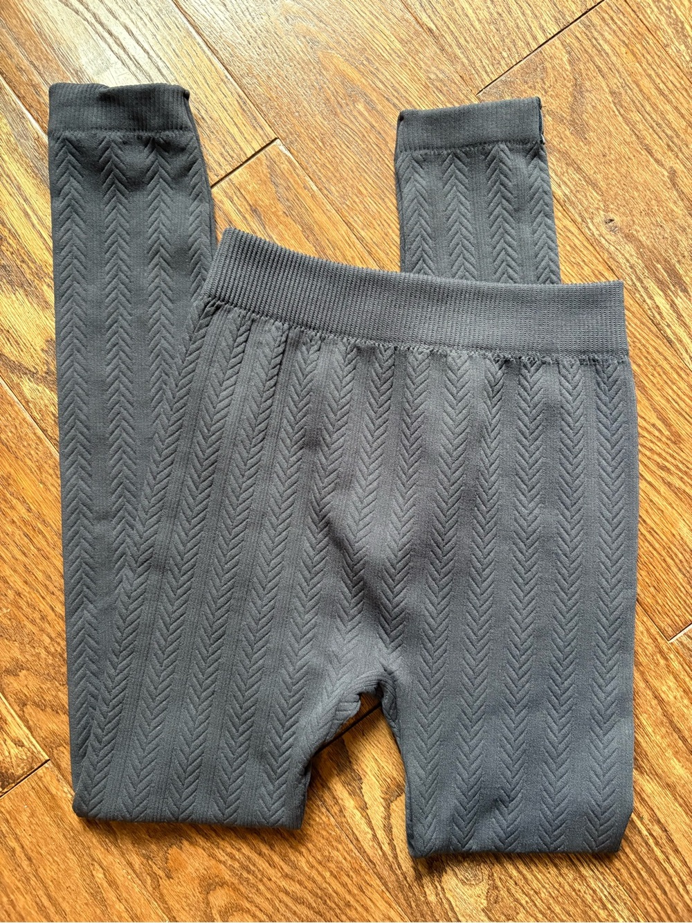 Woman’s Nautica gray Leggings